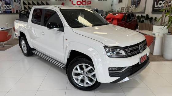 VOLKSWAGEN AMAROK 3.0 V6 TDI DIESEL COMFORTLINE CD 4MOTION AUTOMÁTICO